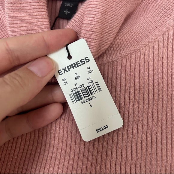 NWT Express Pink Ribbed Turtleneck Sweater Soft Comfy Stretch Pastel Large - Picture 4 of 5
